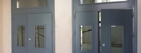 Современные подъездные двери от «СТРОЙСТАЛЬИНВЕСТ» — фото работ