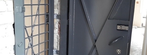 Фото с объектов в июле: бронированные двери для оружейной комнаты