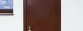 Монтаж двери для котельного помещения в частном доме
