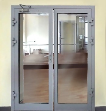 Дверь 2-го типа со стеклом
