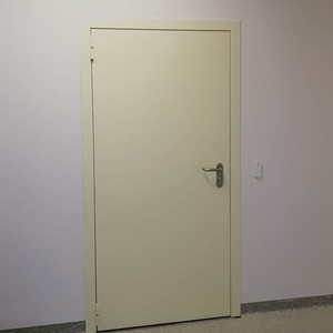 Одностворчатая дверь
