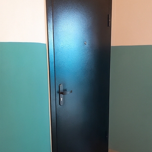 Одностворчатая техническая дверь