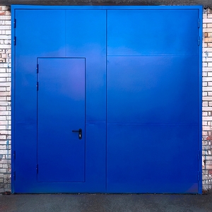 Огнеупорные ворота синего цвета